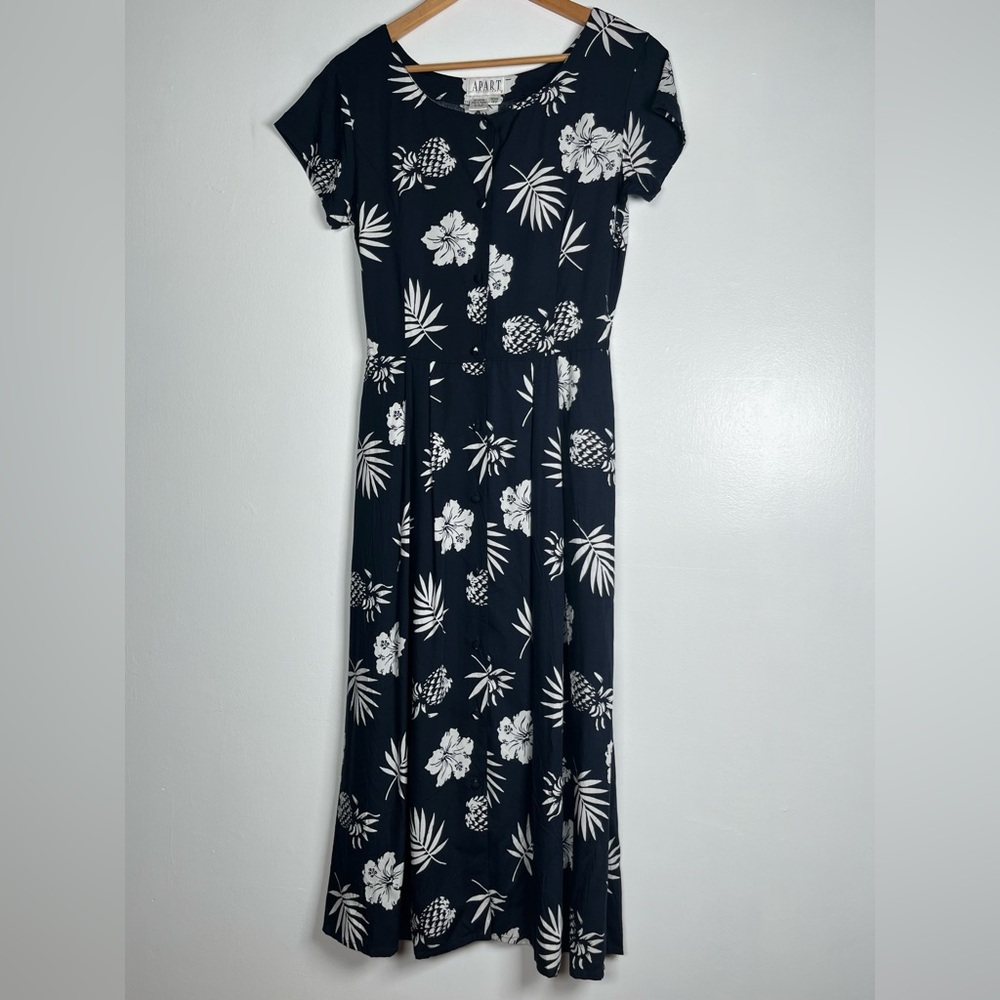 Apart Impressions Size 12 Petite Women’s Navy Floral Midi Dress